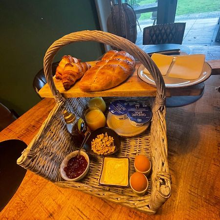 B & B Het Koetshuis Punthorst Bagian luar foto